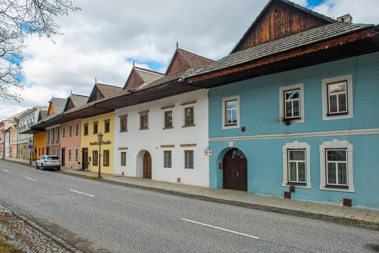 Hotel Penzion Familia à Poprad Extérieur photo
